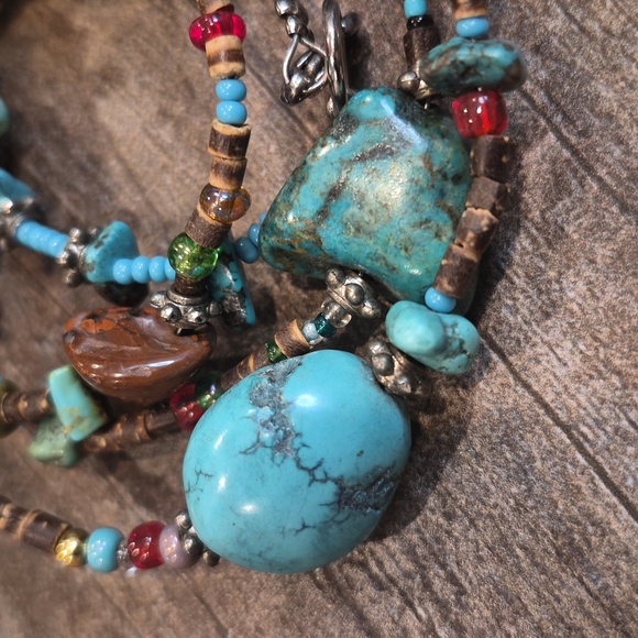 Vintage Handcrafted Southwestern Wire Wrapped Stone Pendant Beaded Necklace - Picture 9 of 14